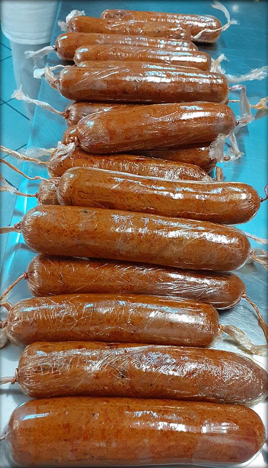 Préparation des chorizo végétaux en cours